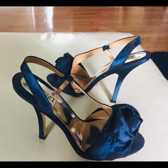 Badgley Mischka Shoes - Badgley Mischka gorgeous sandal. 4 inches heel